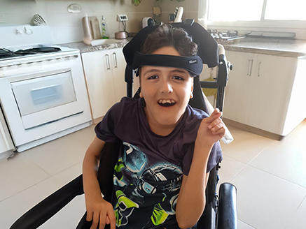 Amitai engaged at eye level with HeadAloft
